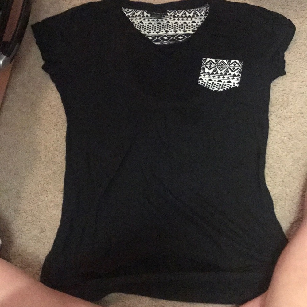 Rue 21 tee shirt